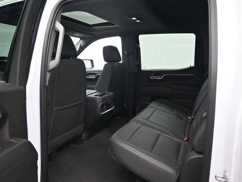 Used 2022 GMC Sierra 1500 SLT w/ SLT Premium Plus Package AWD/4WD image 27