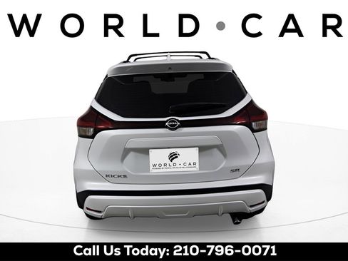 Used 2024 Nissan Kicks SR w/ Exterior Package image 6