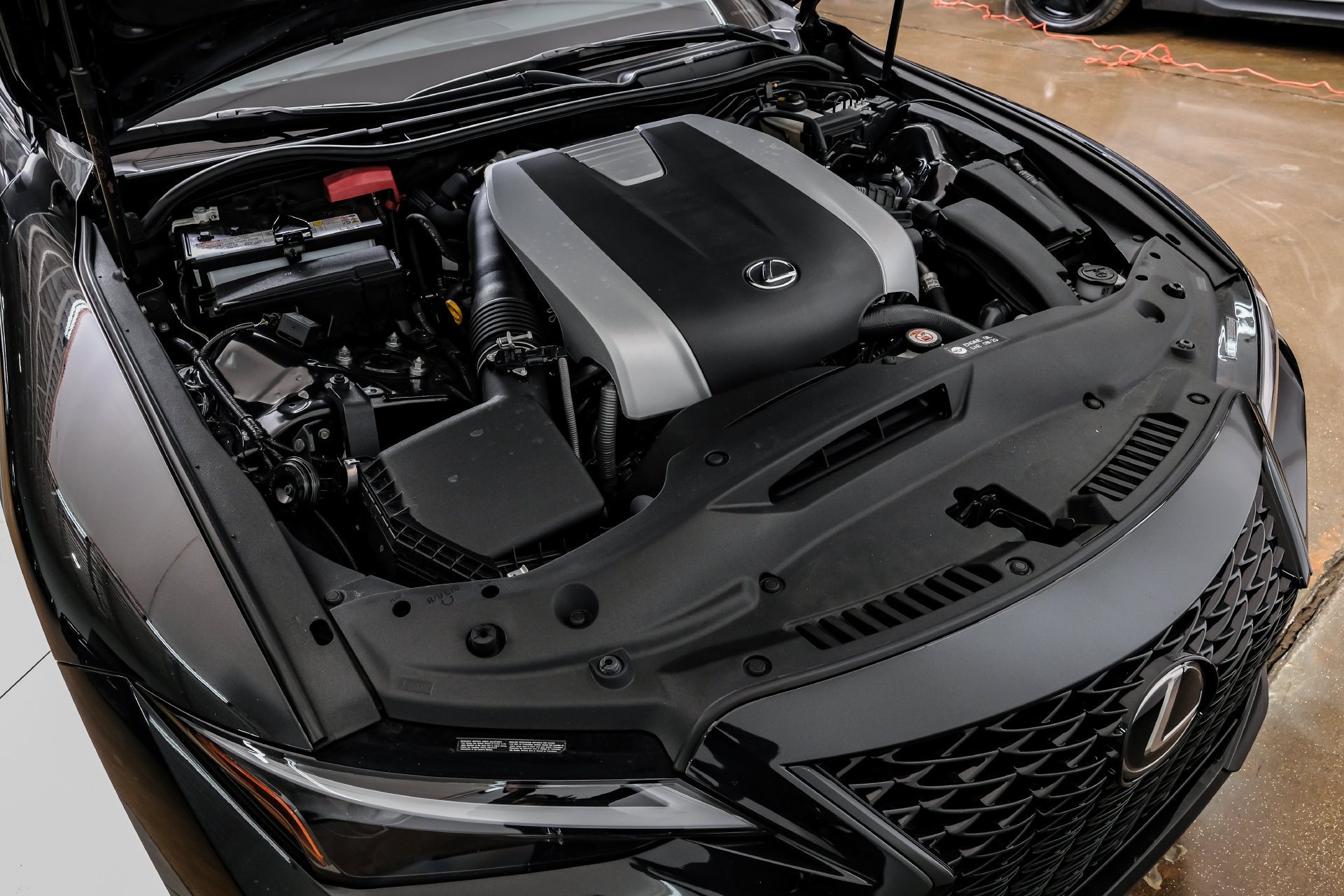 Used 2025 Lexus IS 350 F Sport RWD image 53