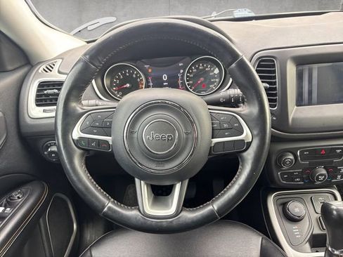 Used 2019 Jeep Compass Latitude w/ Popular Equipment Group AWD/4WD image 27