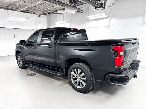 Used 2022 Chevrolet Silverado 1500 RST w/ Z71 Off-Road Package AWD/4WD image 3