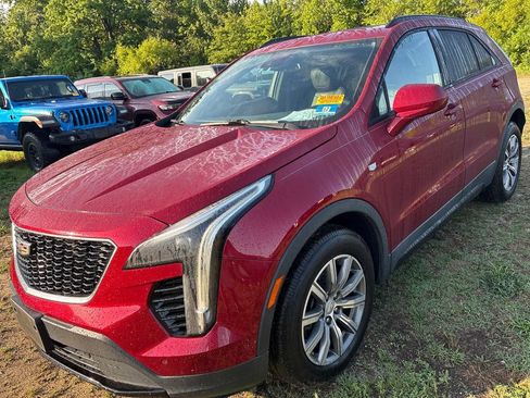 Used 2020 Cadillac XT4 Sport w/ Cold Weather Package FWD image 12