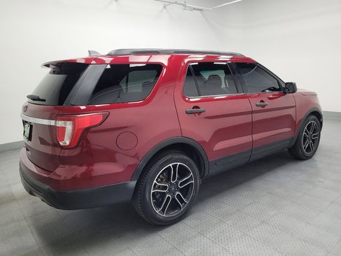 Used 2017 Ford Explorer FWD image 10