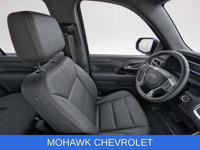 Used 2024 Chevrolet Suburban RST w/ Luxury Package AWD/4WD image 13
