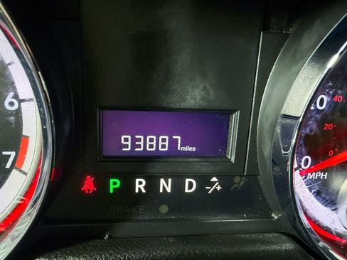 Used 2019 Dodge Grand Caravan SXT FWD image 38