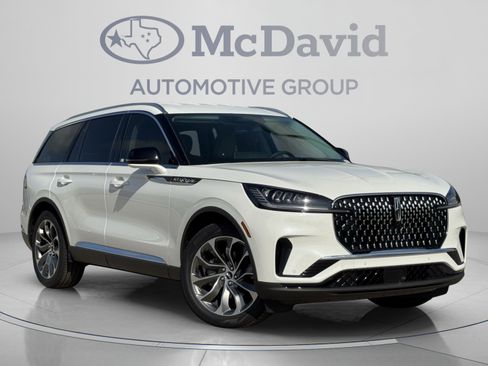 New 2026 Lincoln Aviator 2WD image 9