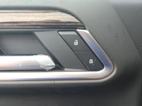 Used 2026 GMC Sierra 1500 SLE w/ LPO, GMC Protection Package image 30