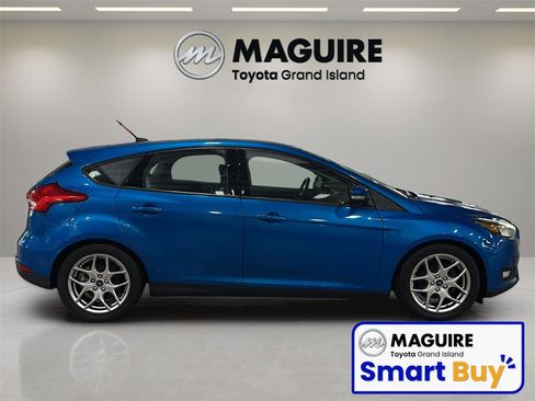 Used 2015 Ford Focus SE w/ Equipment Group 201A image 2