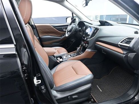 Used 2022 Subaru Forester Touring image 31