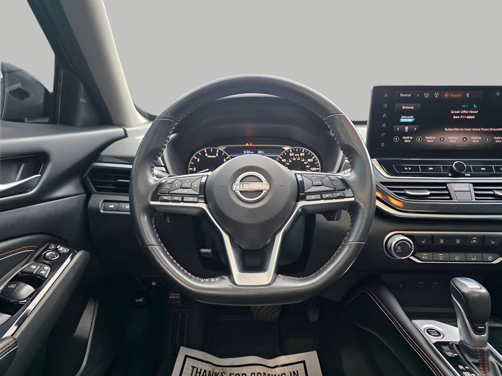 Used 2023 Nissan Altima 2.5 SR w/ SR Premium Package FWD image 17
