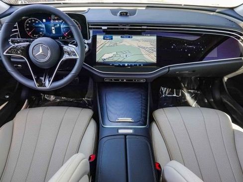 New 2025 Mercedes-Benz E 450 4MATIC All-Terrain Wagon image 11