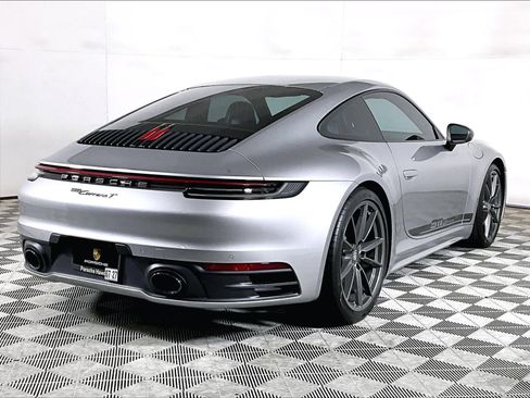 Certified 2024 Porsche 911 Carrera T RWD image 9