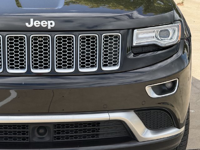 Used 2015 Jeep Grand Cherokee Summit w/ Platinum Series Group AWD/4WD image 8