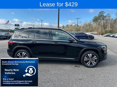 Used 2025 Mercedes-Benz GLB 250 4MATIC image 13