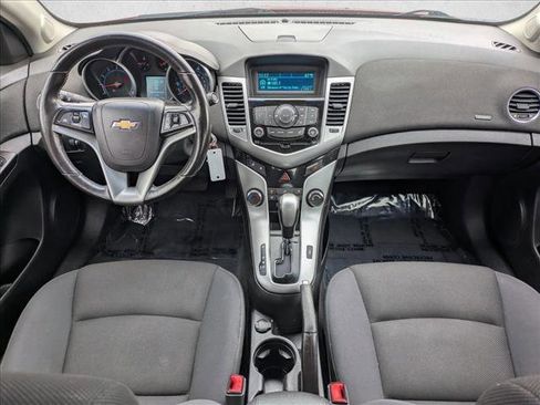 Used 2012 Chevrolet Cruze LT FWD image 16