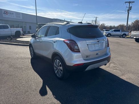 Used 2018 Buick Encore Preferred image 34