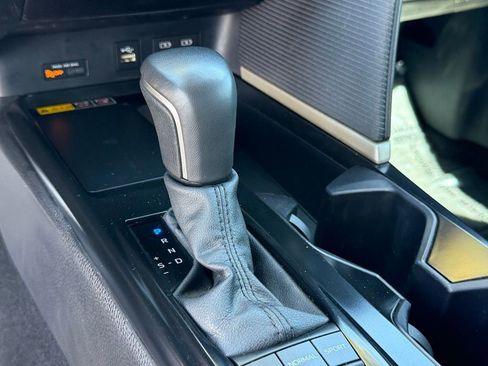 Certified 2025 Toyota Camry SE image 26