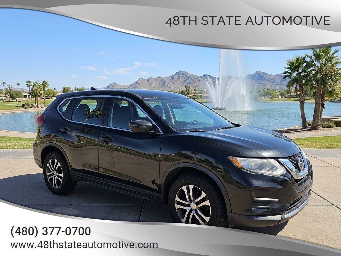 Used 2017 Nissan Rogue S FWD image 1