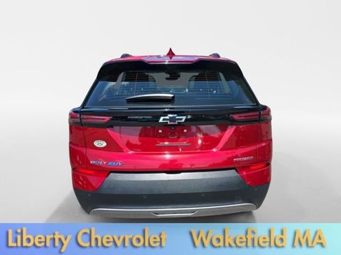 Used 2022 Chevrolet Bolt EUV Premier w/ Launch Edition FWD image 6