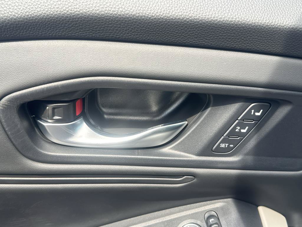 New 2026 Honda Accord Hybrid EX-L image 26