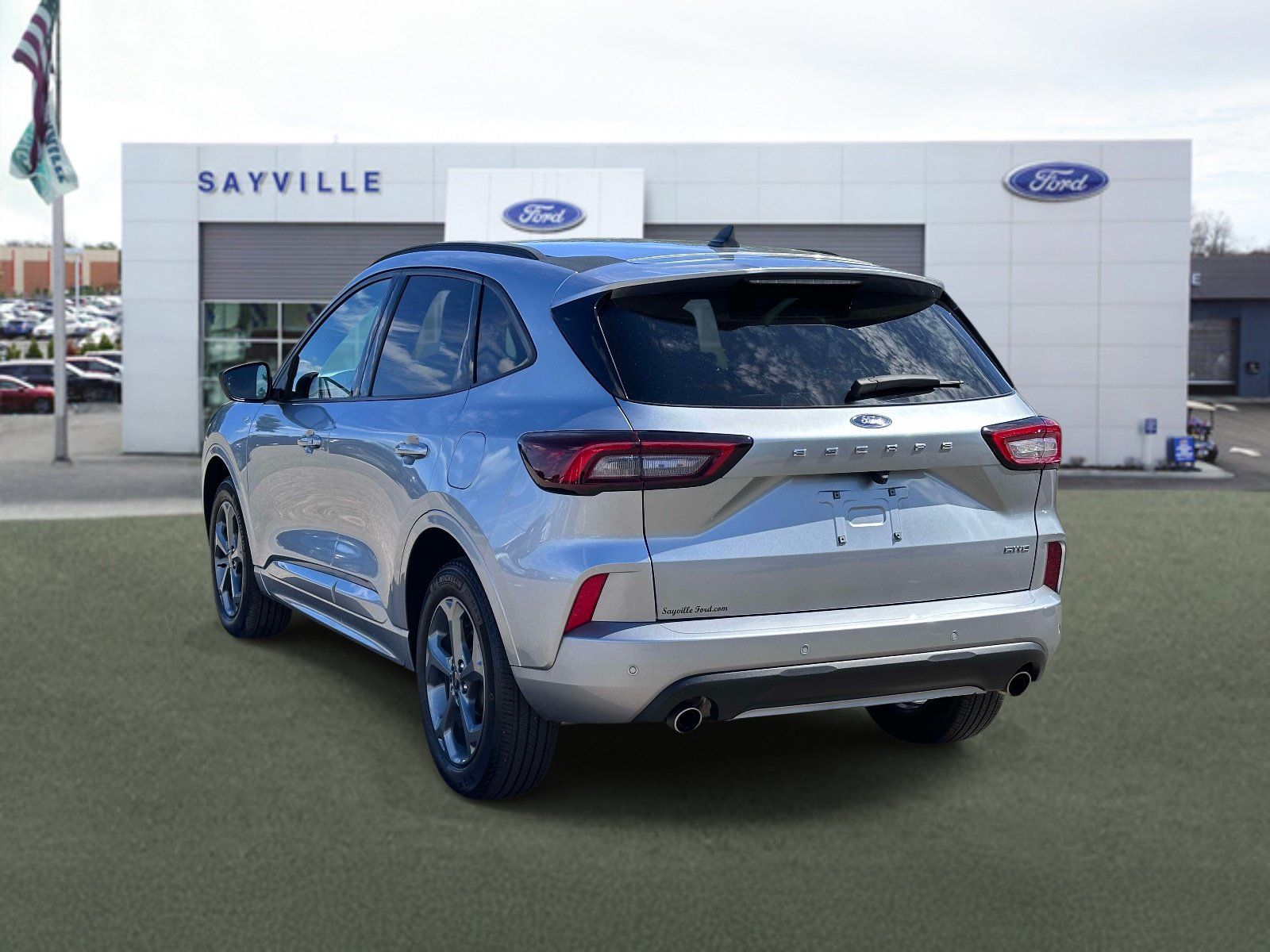 Used 2024 Ford Escape ST-Line w/ Tech Pack #1 AWD/4WD image 4
