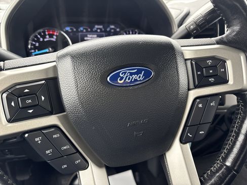 Used 2022 Ford F350 Lariat w/ Lariat Value Package image 16