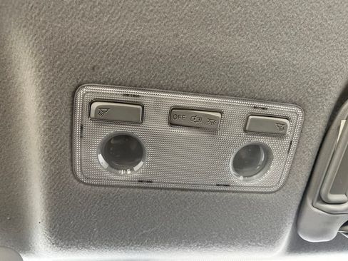 Used 2012 Toyota Yaris LE FWD image 57