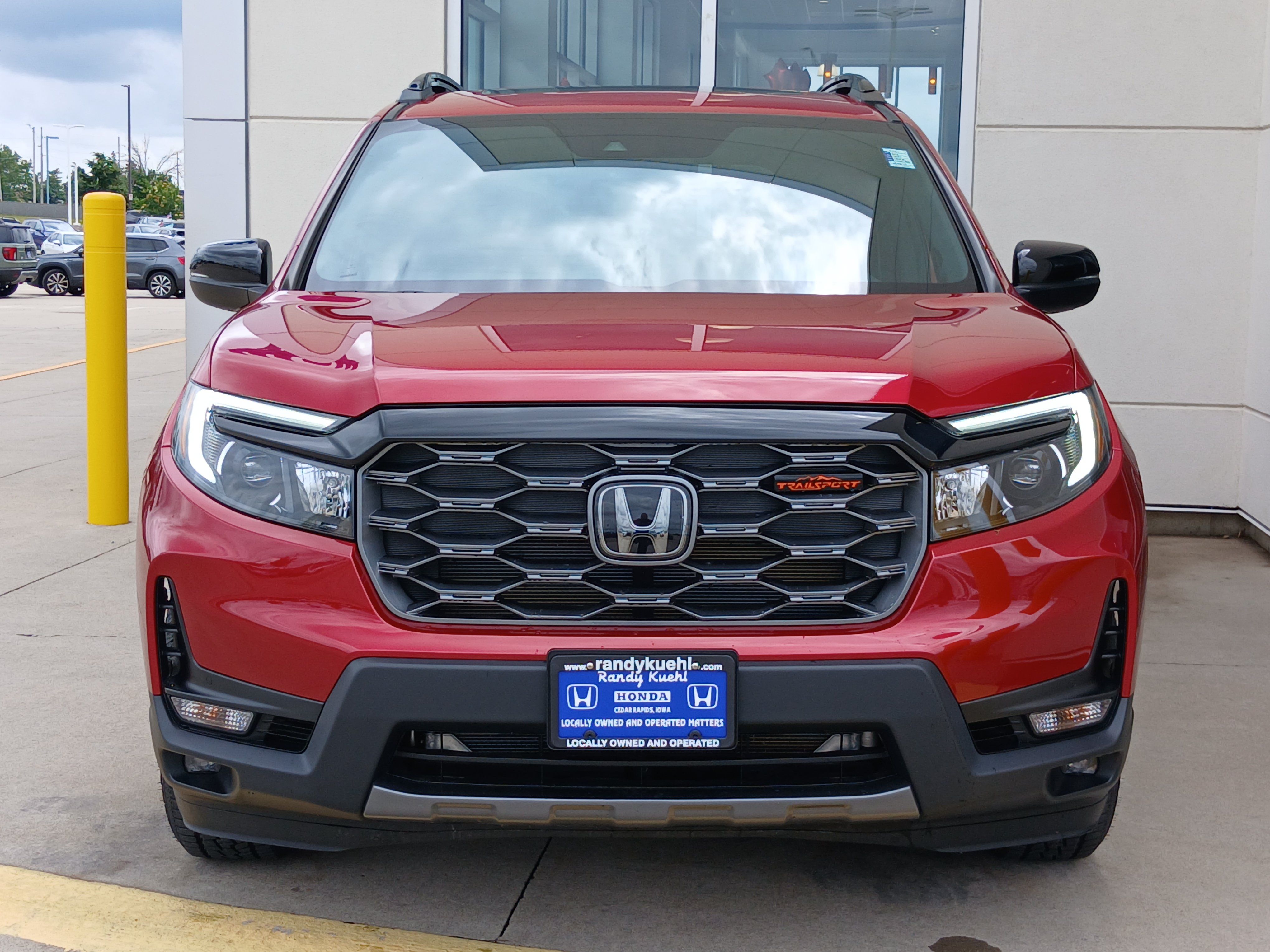 Used 2023 Honda Passport TrailSport image 4