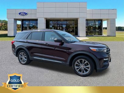 Certified 2022 Ford Explorer XLT w/ Equipment Group 202A