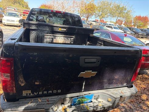 Used 2007 Chevrolet Silverado 1500 LT w/ 1LT Convenience Package image 8