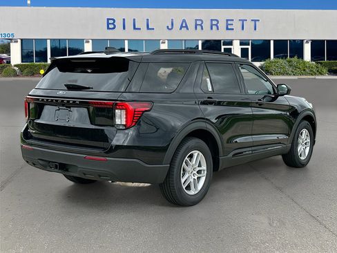 New 2026 Ford Explorer Active RWD image 4