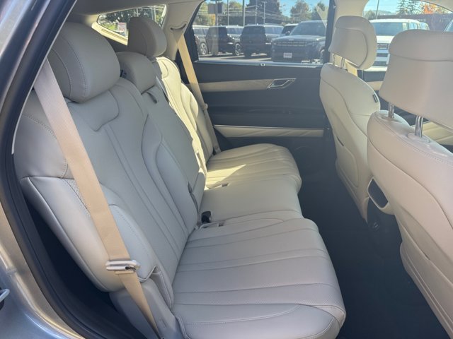 Used 2024 Genesis GV80 2.5T AWD/4WD image 14