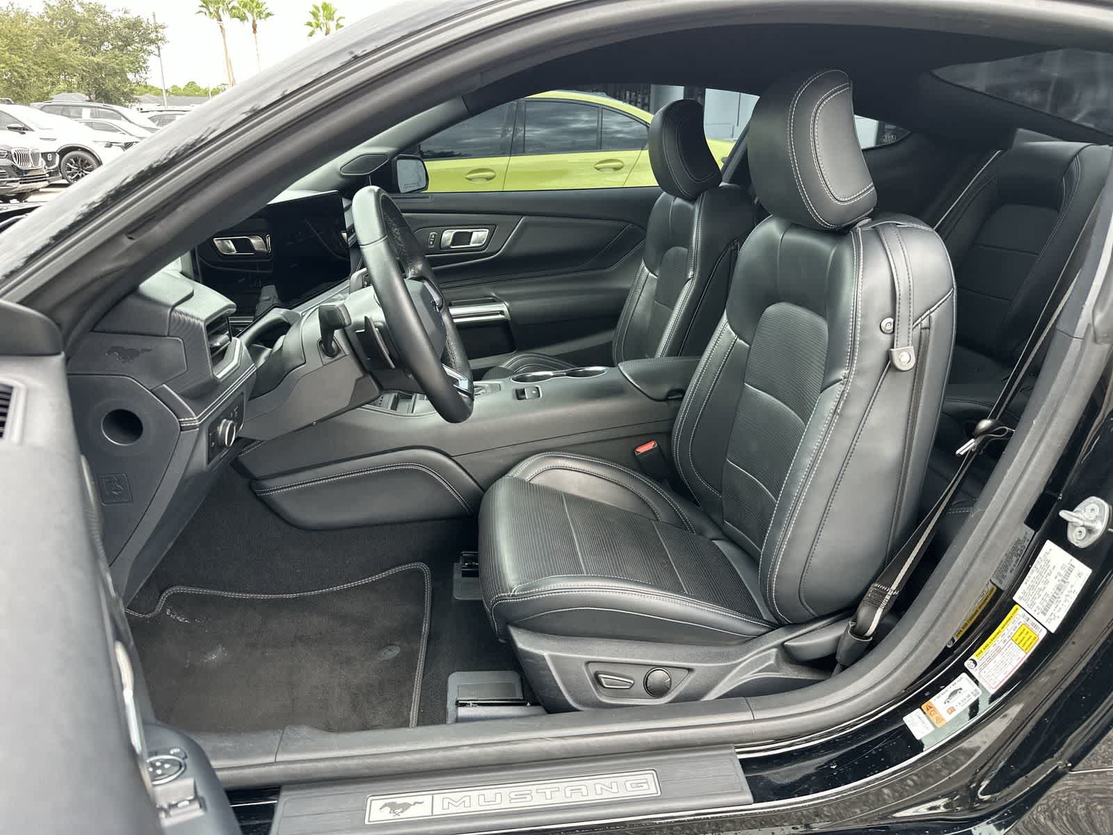 Used 2024 Ford Mustang GT Premium RWD image 3