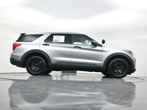 Used 2024 Ford Explorer 4WD Police Interceptor image 47