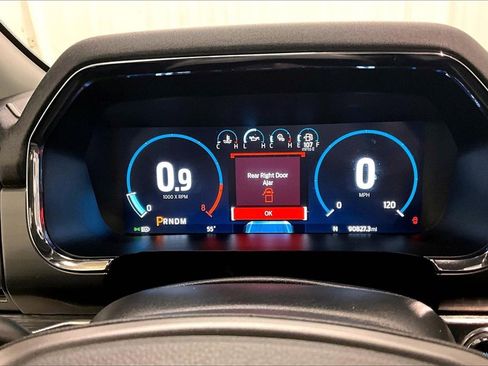 Used 2022 Ford F150 Lariat w/ FX4 Off-Road Package image 14