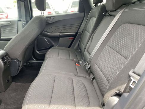 Certified 2024 Ford Escape Active FWD image 11