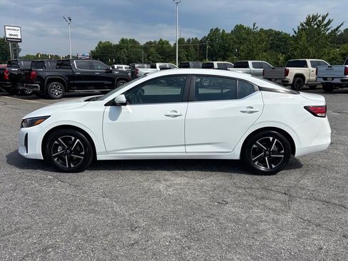 Used 2025 Nissan Sentra SV FWD image 23