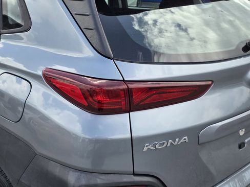 Used 2019 Hyundai Kona SE FWD image 7