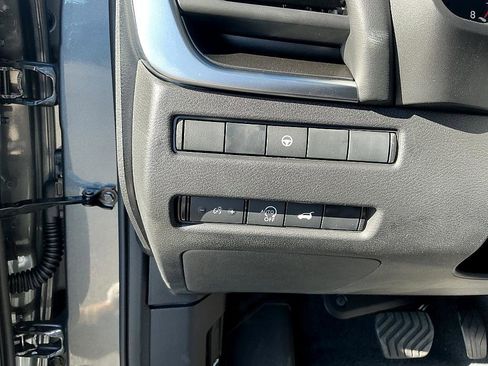 New 2026 Nissan Rogue SV image 9