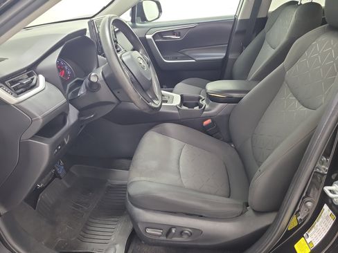 Used 2021 Toyota RAV4 XLE FWD image 20