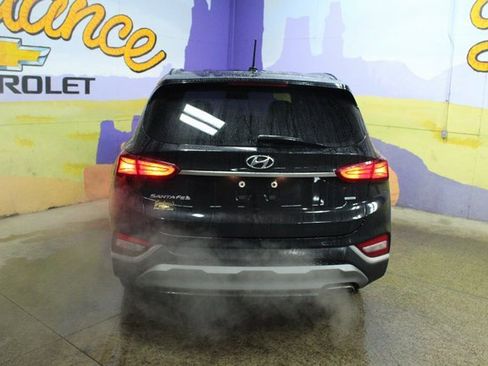 Used 2020 Hyundai Santa Fe SE image 7