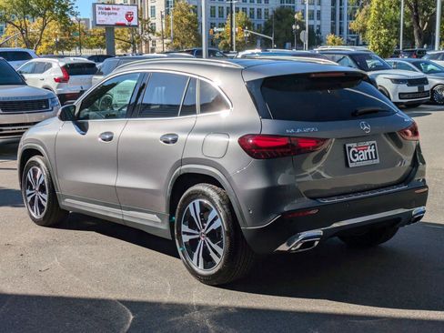New 2025 Mercedes-Benz GLA 250 4MATIC image 5