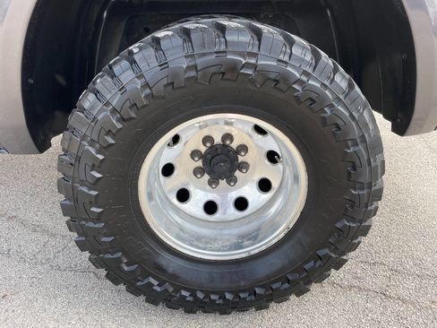 Used 2018 RAM 3500 Laramie Longhorn image 12