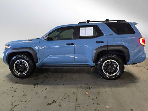 Certified 2025 Toyota 4Runner TRD Off-Road Premium image 6