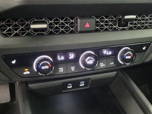 Certified 2024 Honda Accord EX image 30