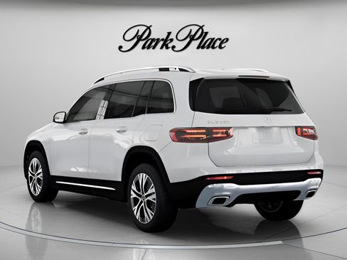 Used 2026 Mercedes-Benz GLB 250 image 14