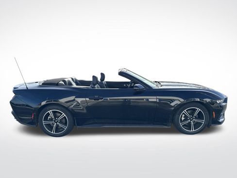 Used 2024 Ford Mustang Premium image 15