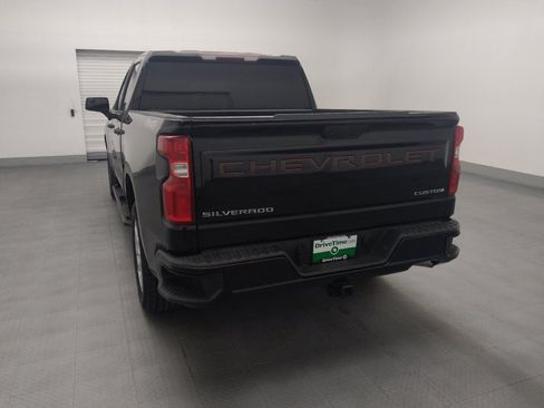 Used 2020 Chevrolet Silverado 1500 Custom w/ Custom Convenience Package AWD/4WD image 6