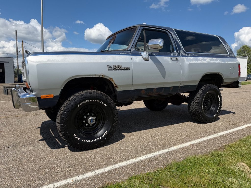 Used 1990 Dodge Ramcharger 4WD image 3