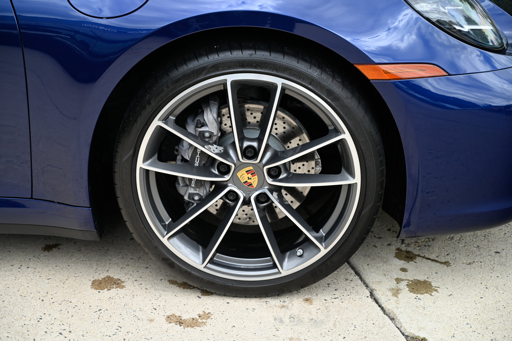 Used 2020 Porsche 911 Carrera RWD image 12